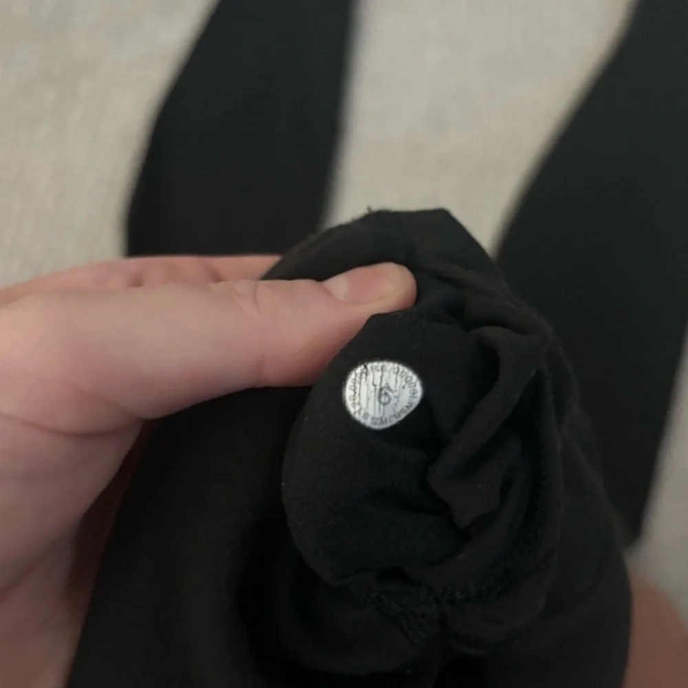 Lululemon Leggings - Picture 5 of 6